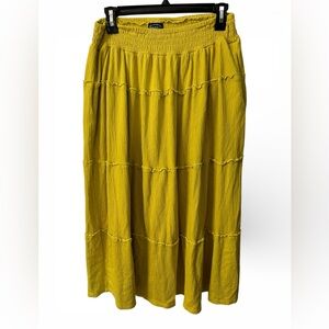Scoop Women's Yellow Tiered Boho Midi Skirt Size Medium NWOT